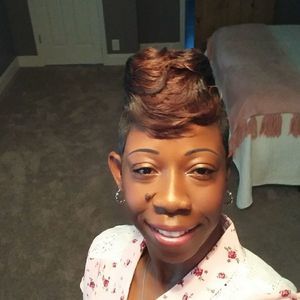 Meet your Posher, Elisha